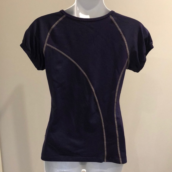 Peak Performance athletic top - Picture 4 of 7